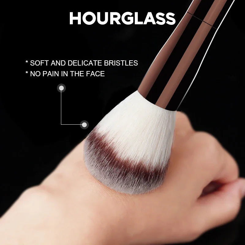 Hourglass - No.1 Round Head Powder Soft Bristle Design Single Face Makeup Brush