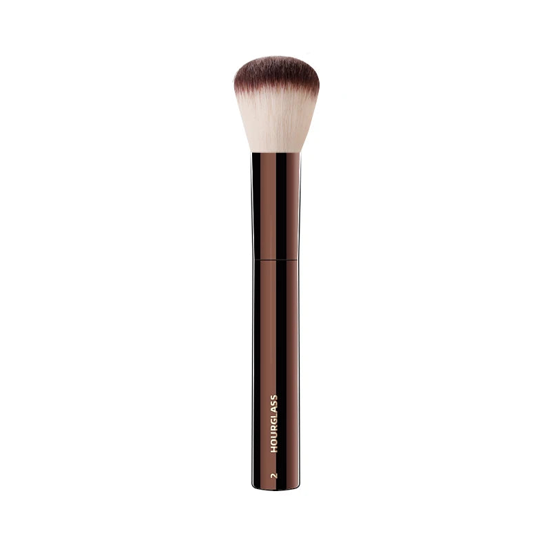 Hourglass - No. 2 Foundation Blush Brush Soft and Skin-friendly Makeup Brush