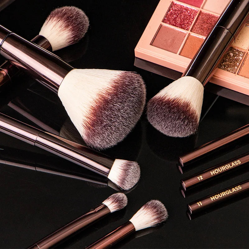 Hourglass 19 Piece Set - Blush Eyeshadow Eyebrow Foundation Luxury Makeup Brushes