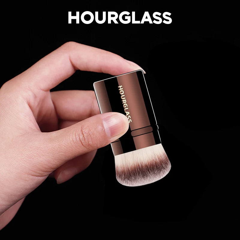 Hourglass No. 23 Blush Soft Bristle Design Retractable Makeup Brush