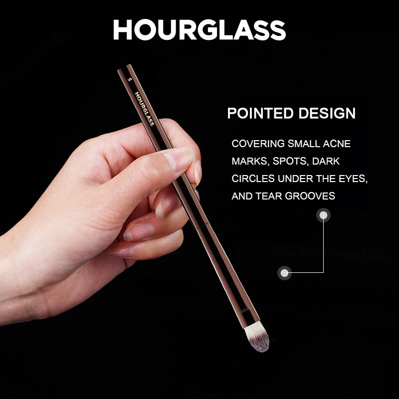 Hourglass - No. 5 Small Concealer Soft Skin-friendly Cover Up Design Makeup Brush