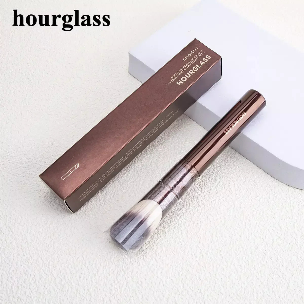 Hourglass Oblique Foundation Concealer Buffing Long Handle Makeup Brush